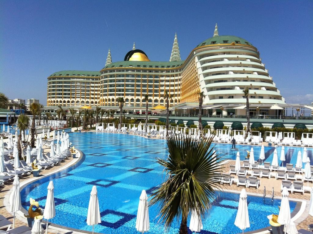 تور ارزان Delphin Imperial Hotel.png